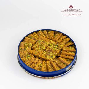 سوهان باقلوایی با مغز پسته
